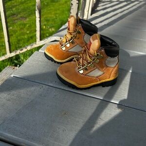 Timberland Tan and Black Outdoor Boots with Durable Soles